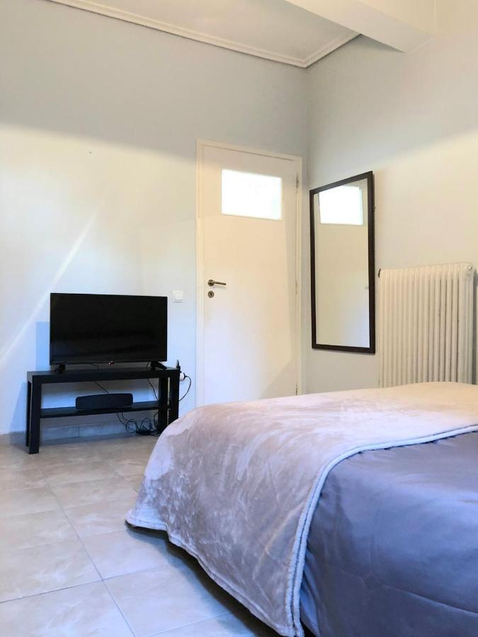 Lysandros Comfortable Apartments In Athens, Near The Metro 외부 사진
