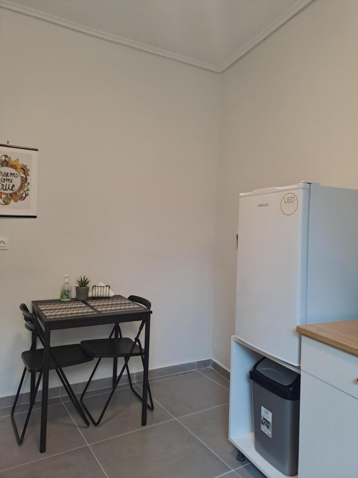 Lysandros Comfortable Apartments In Athens, Near The Metro 외부 사진